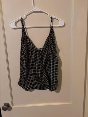 Olive Tree Black and White Grid Print V-Neck Camisole Tank Top Size S
